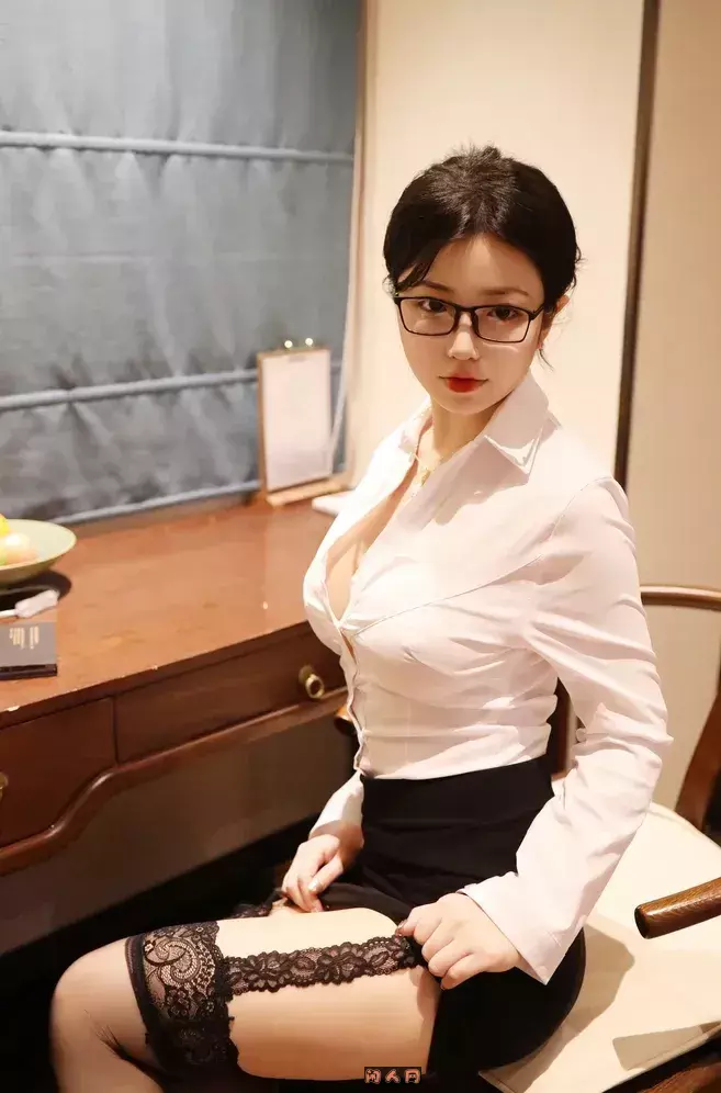 陈小花-性感美女艺术写真合集 美图合集 第3张