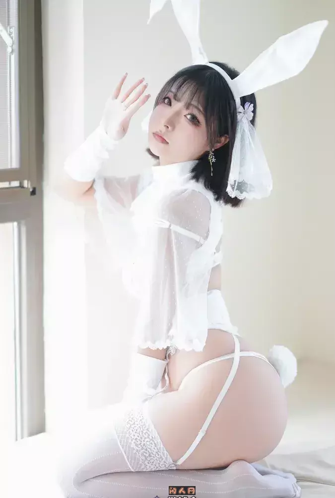 动漫博主@yuuhui玉汇颜值女神性感眼镜妹COS写真合集 美图合集 第5张