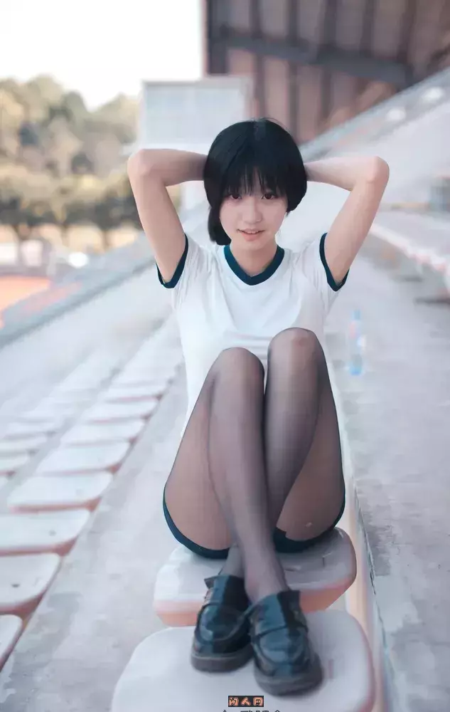 微博博主@沧霁桔梗-写真Cos作品套图 美图合集 第2张-闲人网 微博博主@沧霁桔梗-写真Cos作品套图