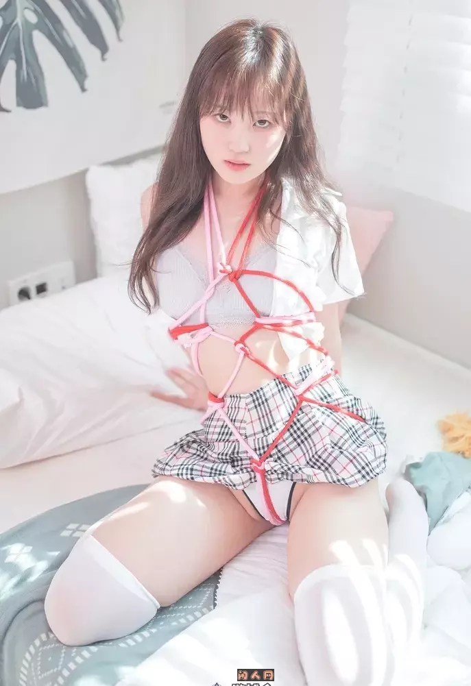 韩国网红@Sia (시아) 韩国甜美妹子性感写真合集 美图合集 第3张