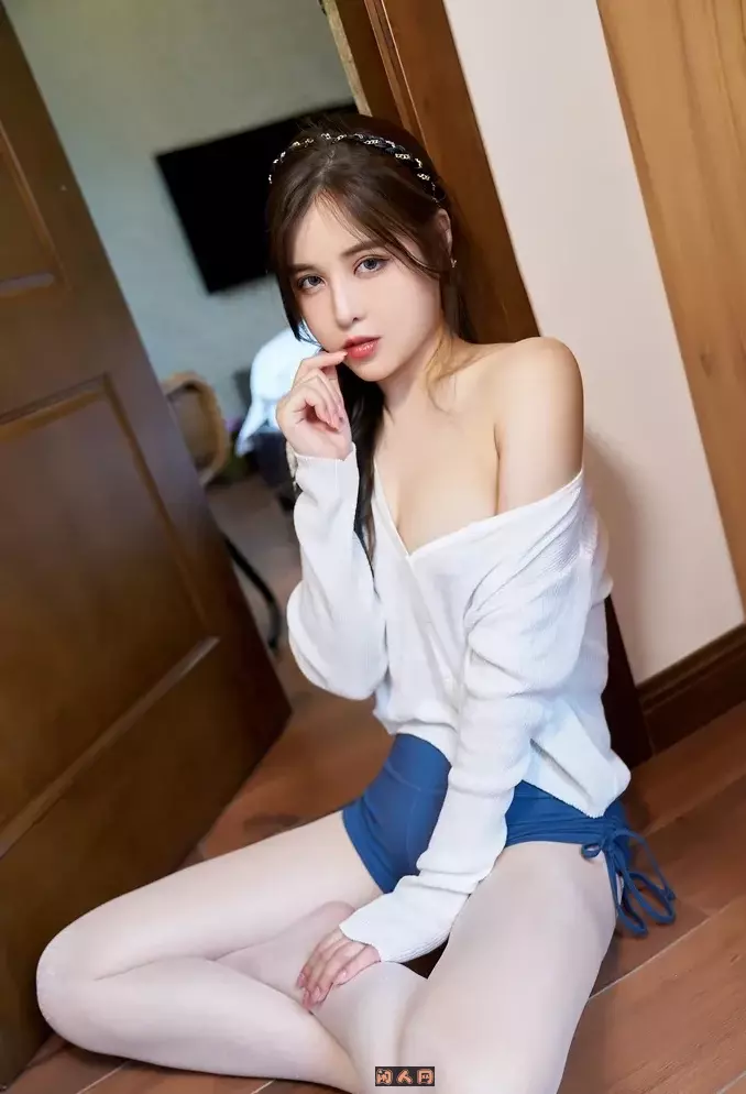 韩静安(姜贞语)-秀人模特写真作品合集 美图合集 第5张