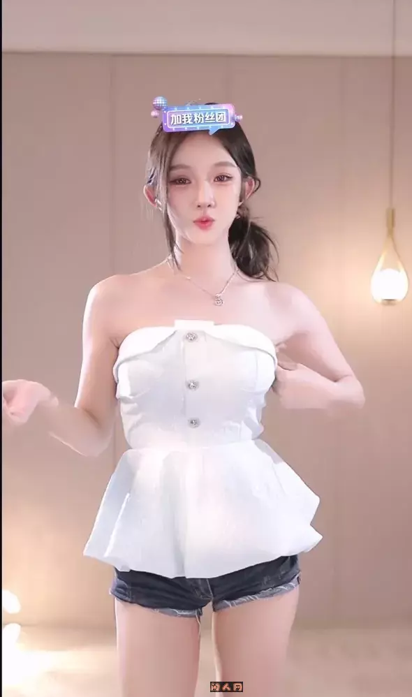 抖音主播@姜妍妍(奶优米呀) 2024年5月份 热舞视频合集 抖音快手 第3张-闲人网 抖音主播@姜妍妍(奶优米呀) 2024年5月份 热舞视频合集