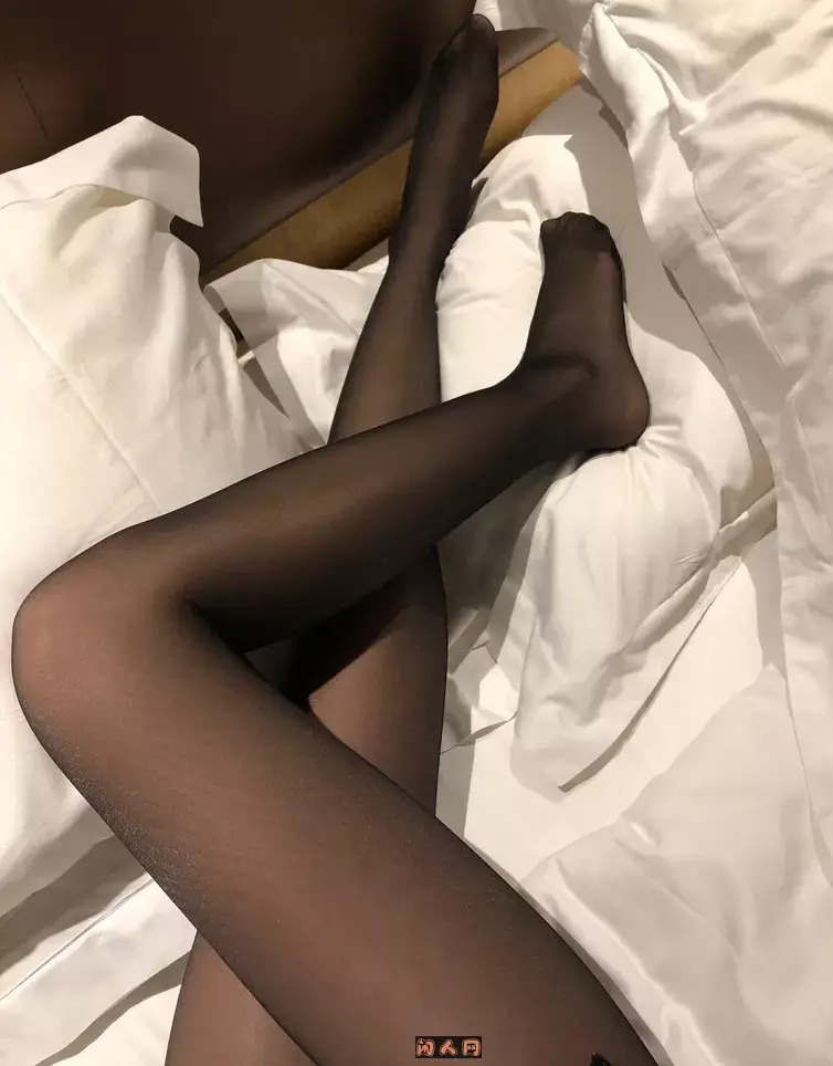 美腿博主@梦里一只喵 会员福利资源合集 美图合集 第6张-闲人网 美腿博主@梦里一只喵 会员福利资源合集