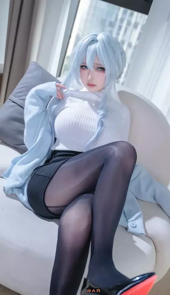 动漫博主@樱梨梨-性感Coser写真合集 美图合集 第4张-闲人网 动漫博主@樱梨梨-性感Coser写真合集