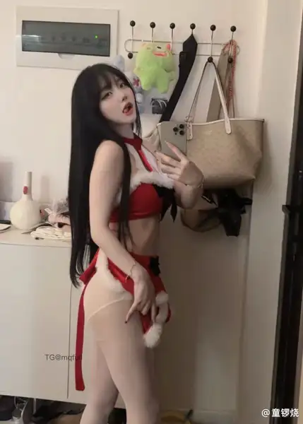 抖音主播@童锣烧清晰可爱甜美微密写真合集888M 美图合集 第1张-闲人网 抖音主播@童锣烧清晰可爱甜美微密写真合集888M