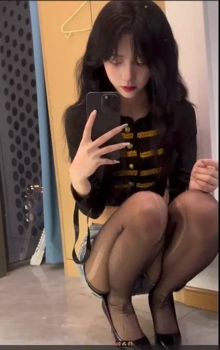 抖音百万网红董香/一只香甜美可爱写真资源合集692M 美图合集 第4张