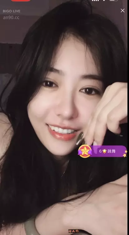 BIGO主播宇智啵啵高颜值女神直播视频合集[21V382.1M] 其他主播 第3张