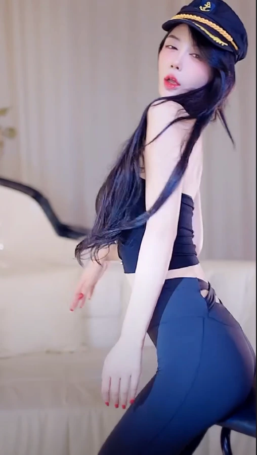 快手主播@孙妮骆驼耻挺跨舞蹈视频合集[42v765.2M] 抖音快手 第2张
