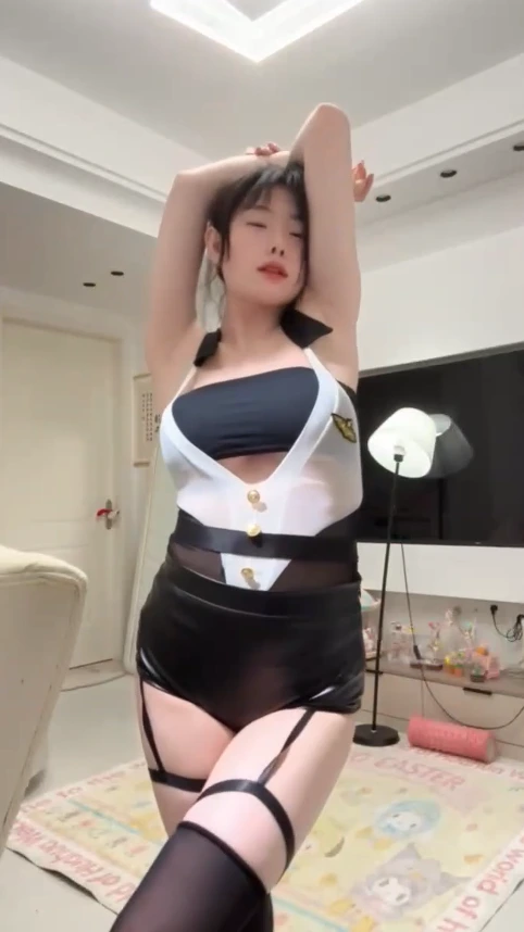 快手主播@亲亲岩舞蹈教练精选热舞短视频合集[27V425.5M] 抖音快手 第8张